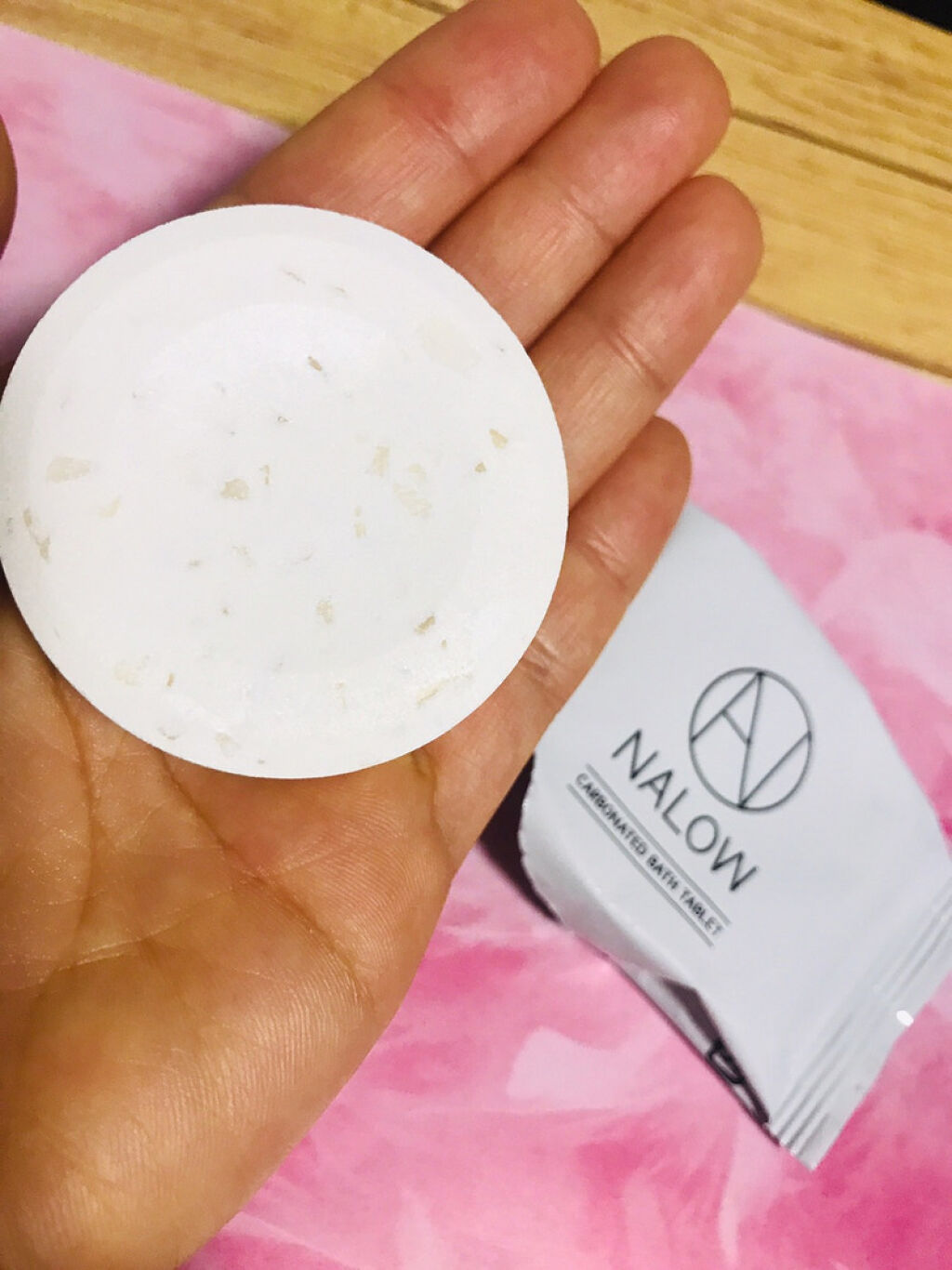 炭酸ソルト入浴料/NALOW/炭酸系入浴剤を使ったクチコミ（1枚目）