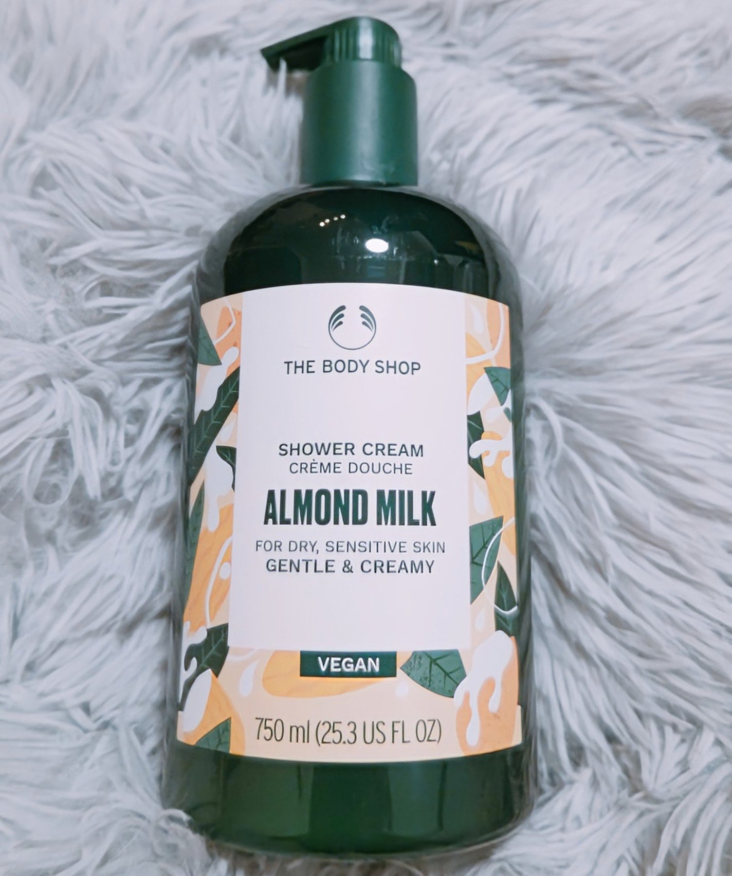 シャワークリーム AM&H(アーモンドミルク&ハニー)/THE BODY SHOP/ボディソープを使ったクチコミ(1枚目)