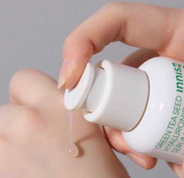 春のカサカサ肌にウォーターチャージ☆グリーンティーシード ヒアルロン セラムを10名様に！（2枚目）