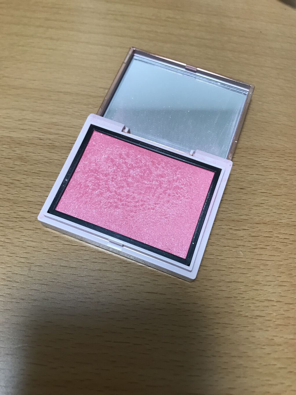 Rady パウダーチーク