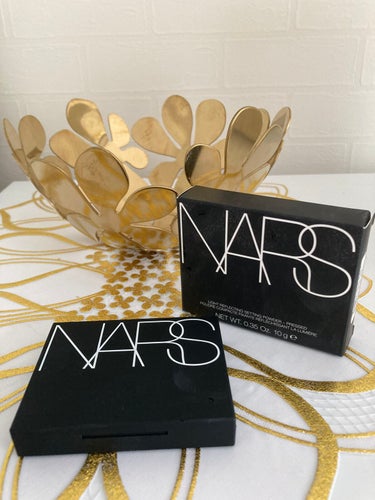 ライトリフレクティングセッティングパウダー　プレスト　N/NARS/プレストパウダーを使ったクチコミ（2枚目）