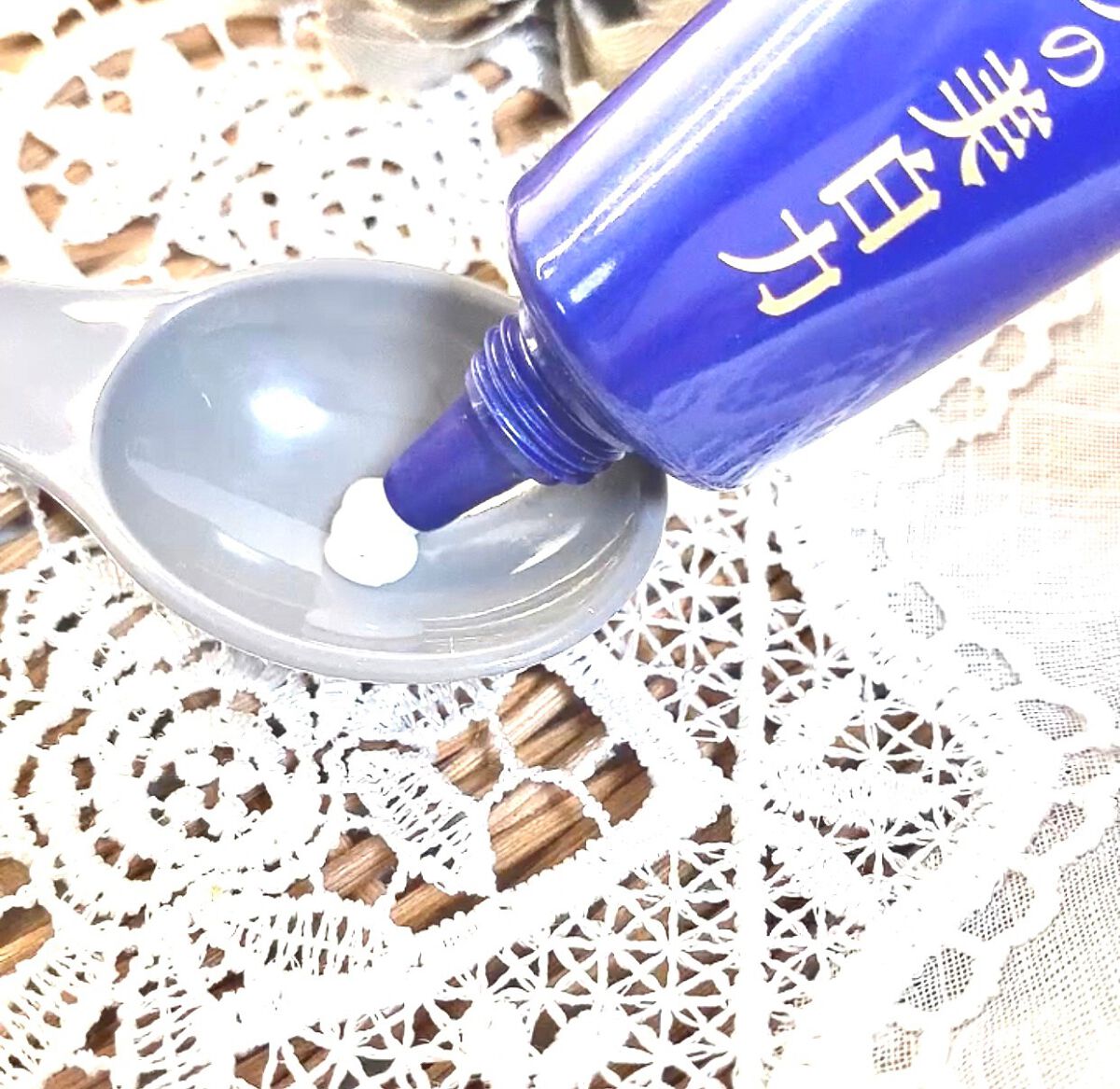 プラセホワイター 薬用美白アイクリーム/明色/アイケア・アイクリームを使ったクチコミ(2枚目)