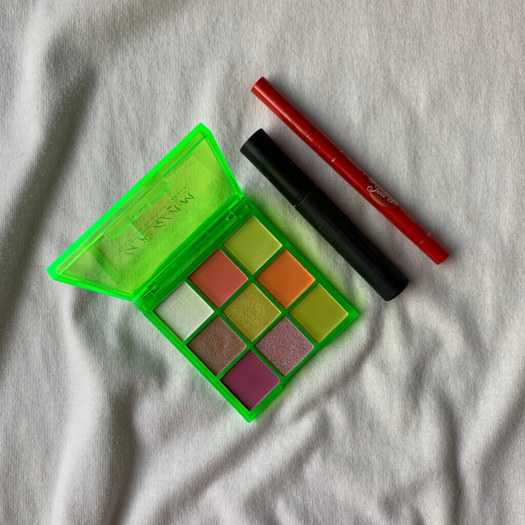 UR GLAM BLOOMING EYE COLOR PALETTE/U R GLAM/アイシャドウパレットを使ったクチコミ(1枚目)