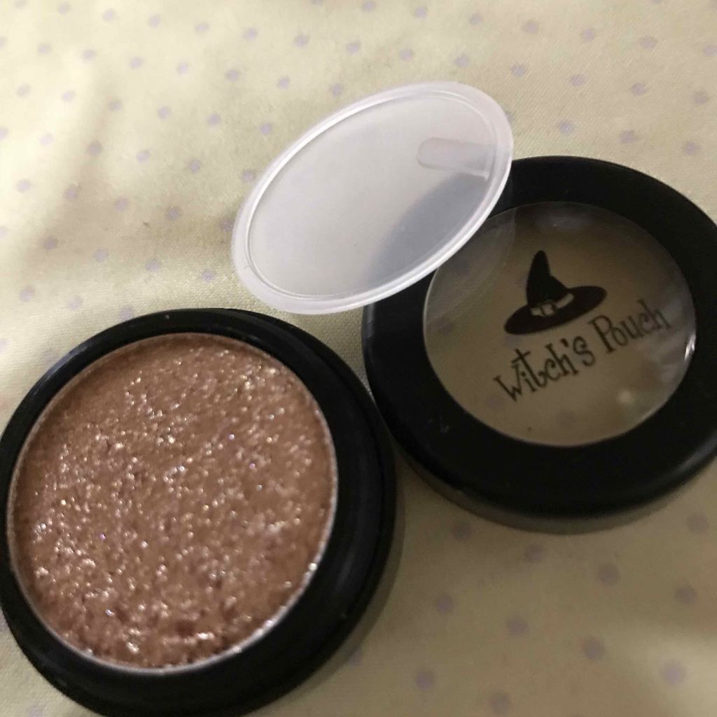 セルフィーフィックスピグメント/Witch's Pouch/単色アイシャドウを使ったクチコミ（3枚目）