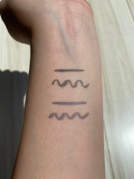 カラーインパクト リキッドライナー/Visée/リキッドアイライナーを使ったクチコミ(4枚目)