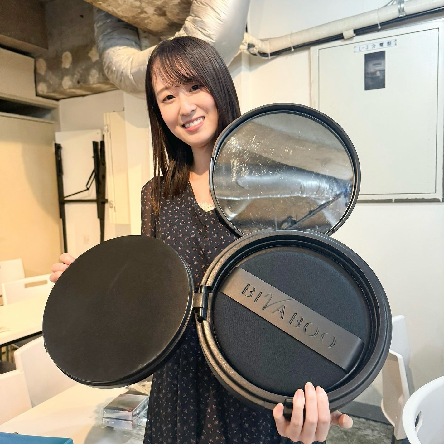 ベルベットジュエルクッション/BIVABOO/クッションファンデーションを使ったクチコミ(2枚目)