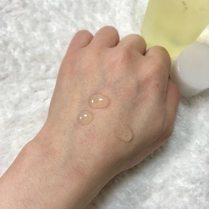 5番 白玉グルタチオンCエッセンシャルトナー/numbuzin/化粧水を使ったクチコミ(5枚目)