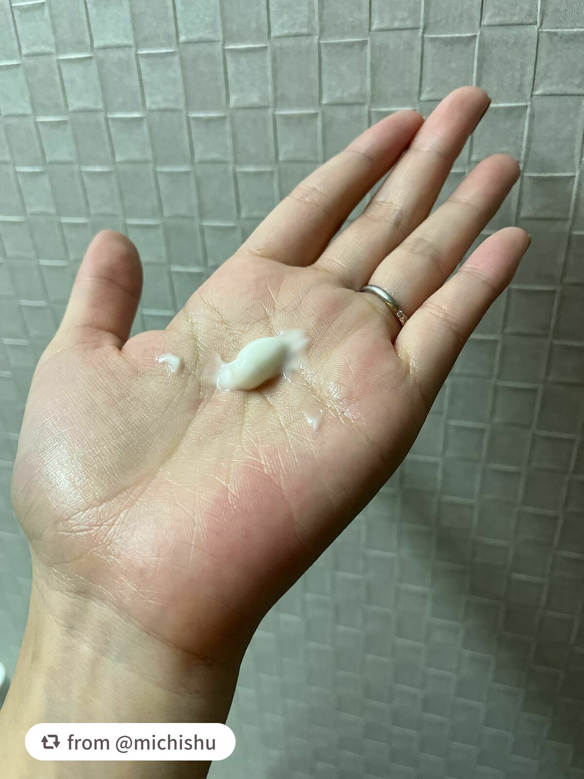 グリーンティーシード クリーム/innisfree/フェイスクリームを使ったクチコミ(2枚目)