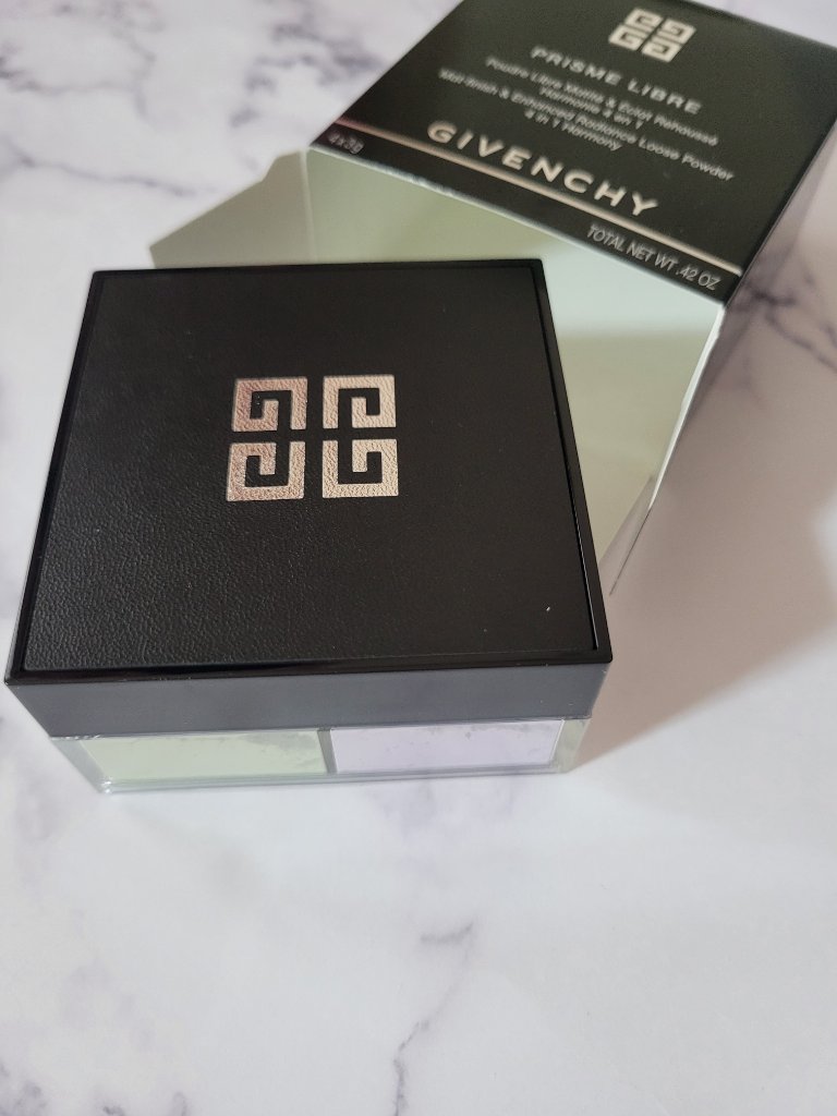 プリズム・リーブル/GIVENCHY/ルースパウダーを使ったクチコミ（3枚目）