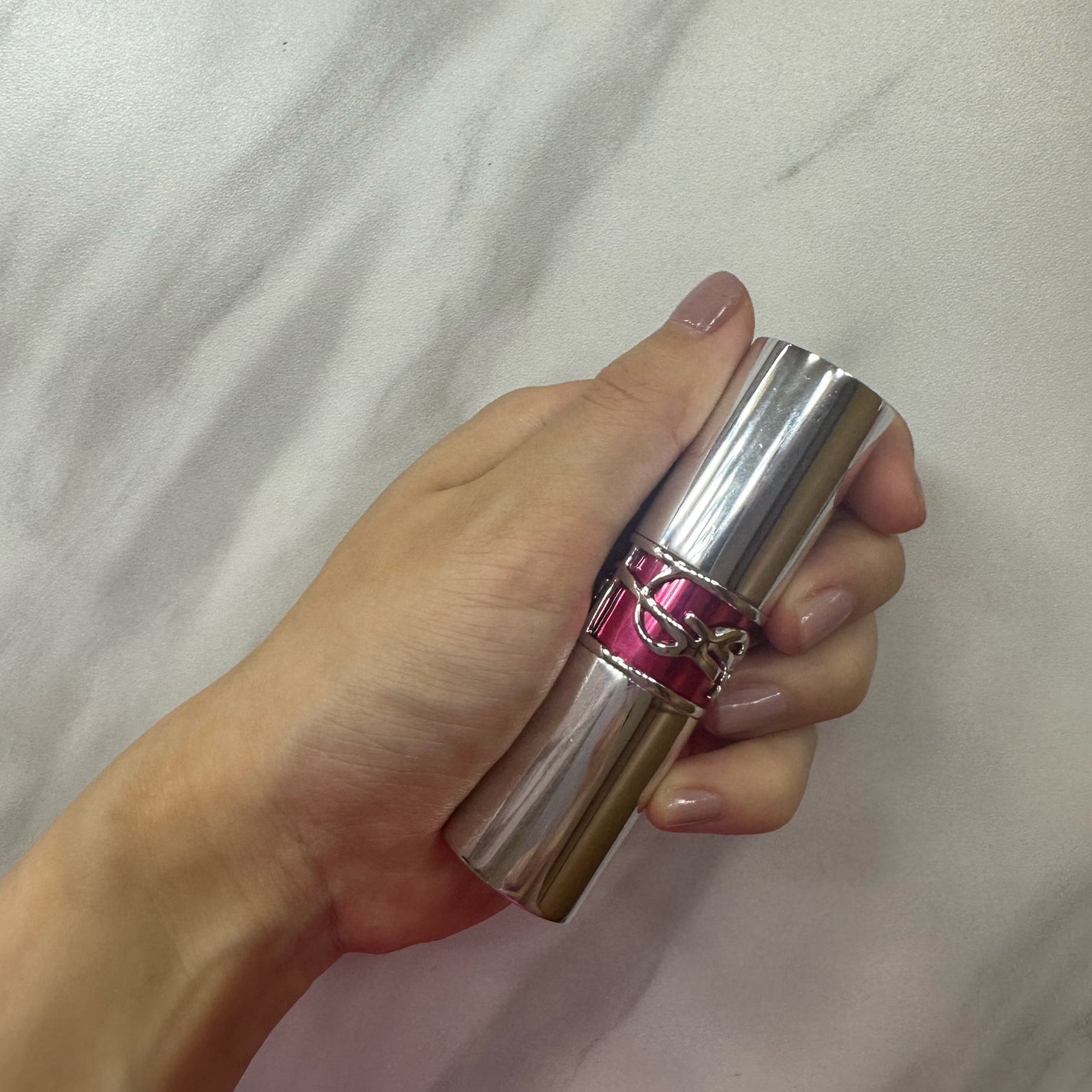 YSL ラブシャイン キャンディグレーズ/YVES SAINT LAURENT BEAUTE/口紅を使ったクチコミ(3枚目)