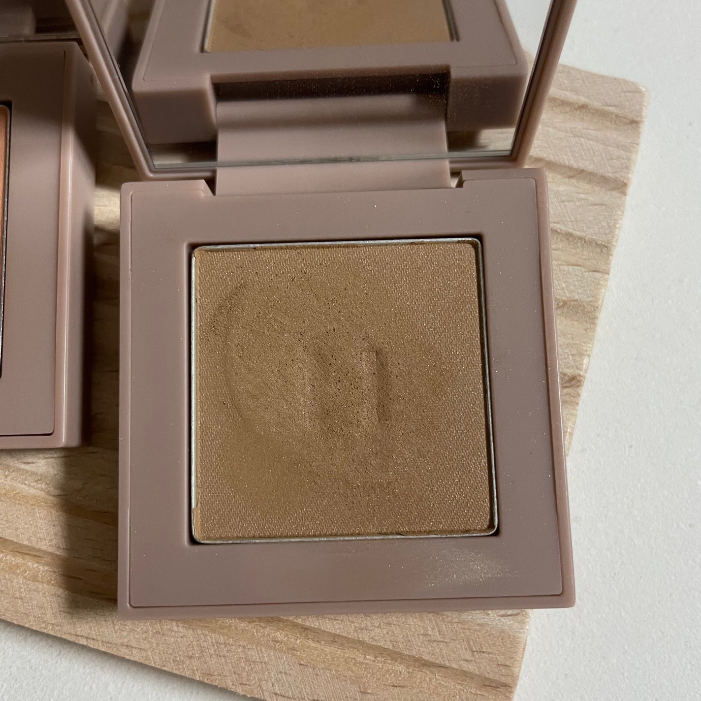 ニューデップスアイシャドウ/hince/単色アイシャドウを使ったクチコミ(3枚目)