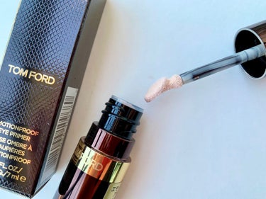 エモーションプルーフ アイ プライマー/TOM FORD BEAUTY/アイシャドウベースを使ったクチコミ（1枚目）