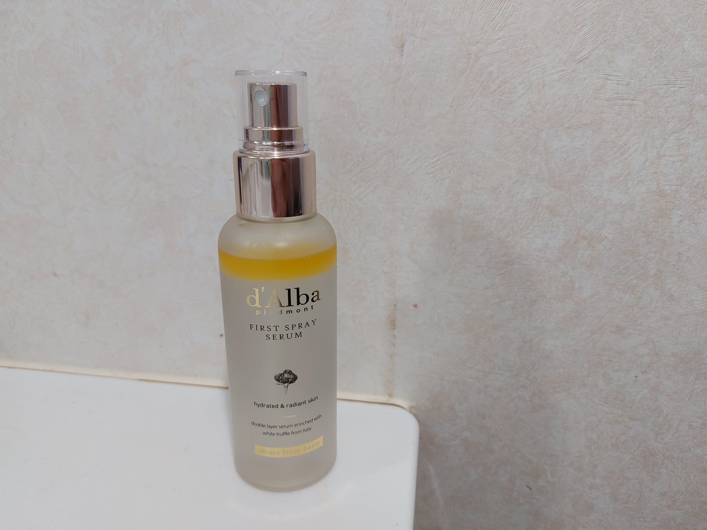 ダルバ ホワイトトリュフファーストスプレーセラム/ダルバ/ミスト状化粧水を使ったクチコミ(1枚目)