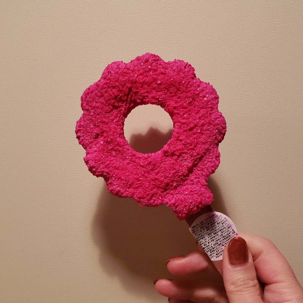 あかゆ/スキンケアメイン⋆* on LIPS 「奮発して、LUSHのバブルバーを初めて使用してみました∠※。...」(4枚目)