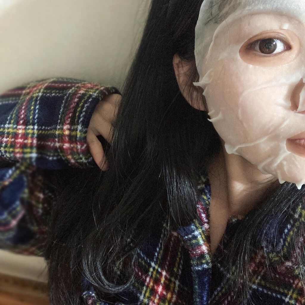 Rie_beauty on LIPS 「子どもたちが寝静まった後はHempifyのフェイスマスクを使っ..」(3枚目)
