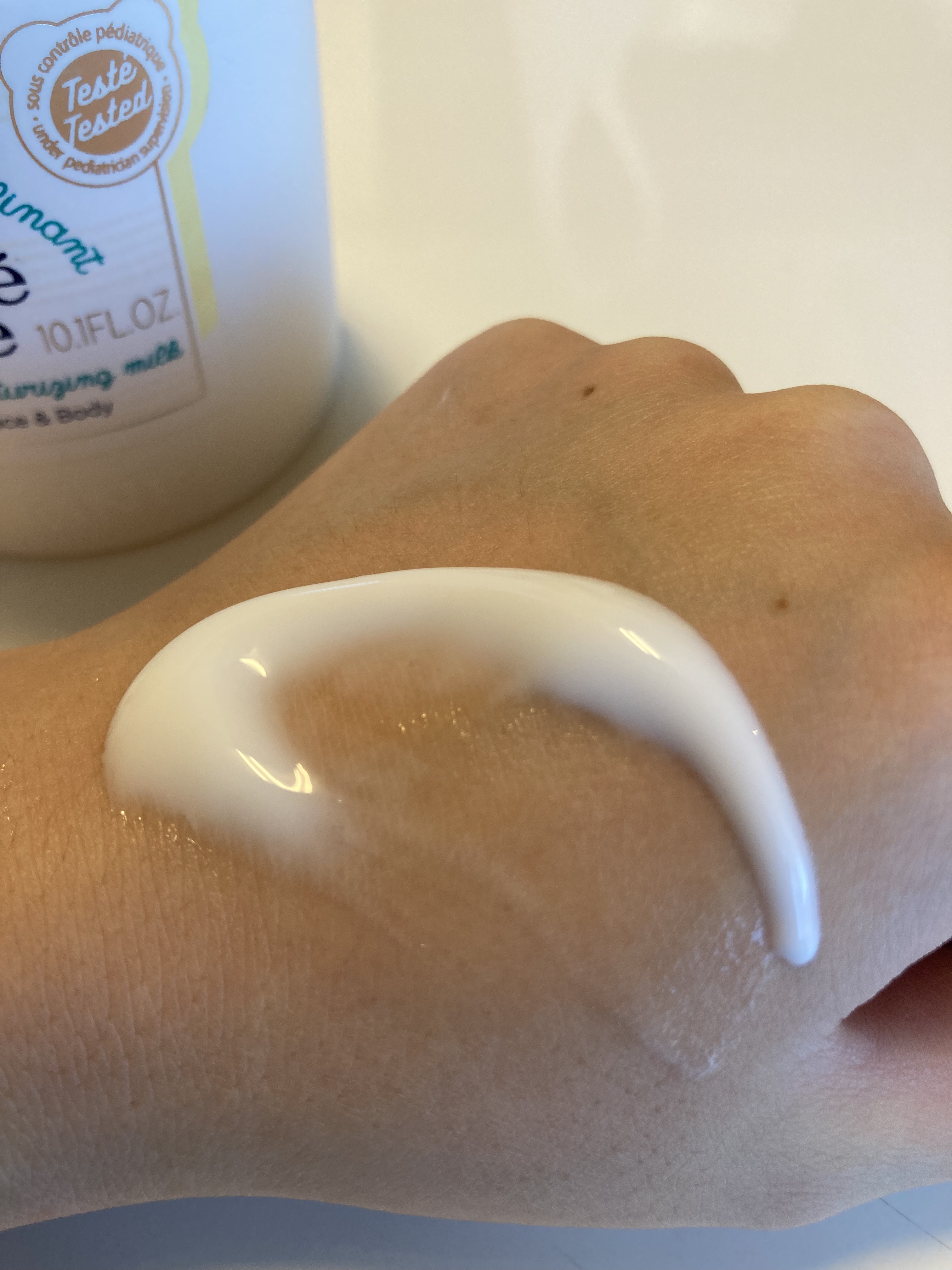 シア ベイビー モイスチャー ミルク/L'OCCITANE/ボディミルクを使ったクチコミ（2枚目）