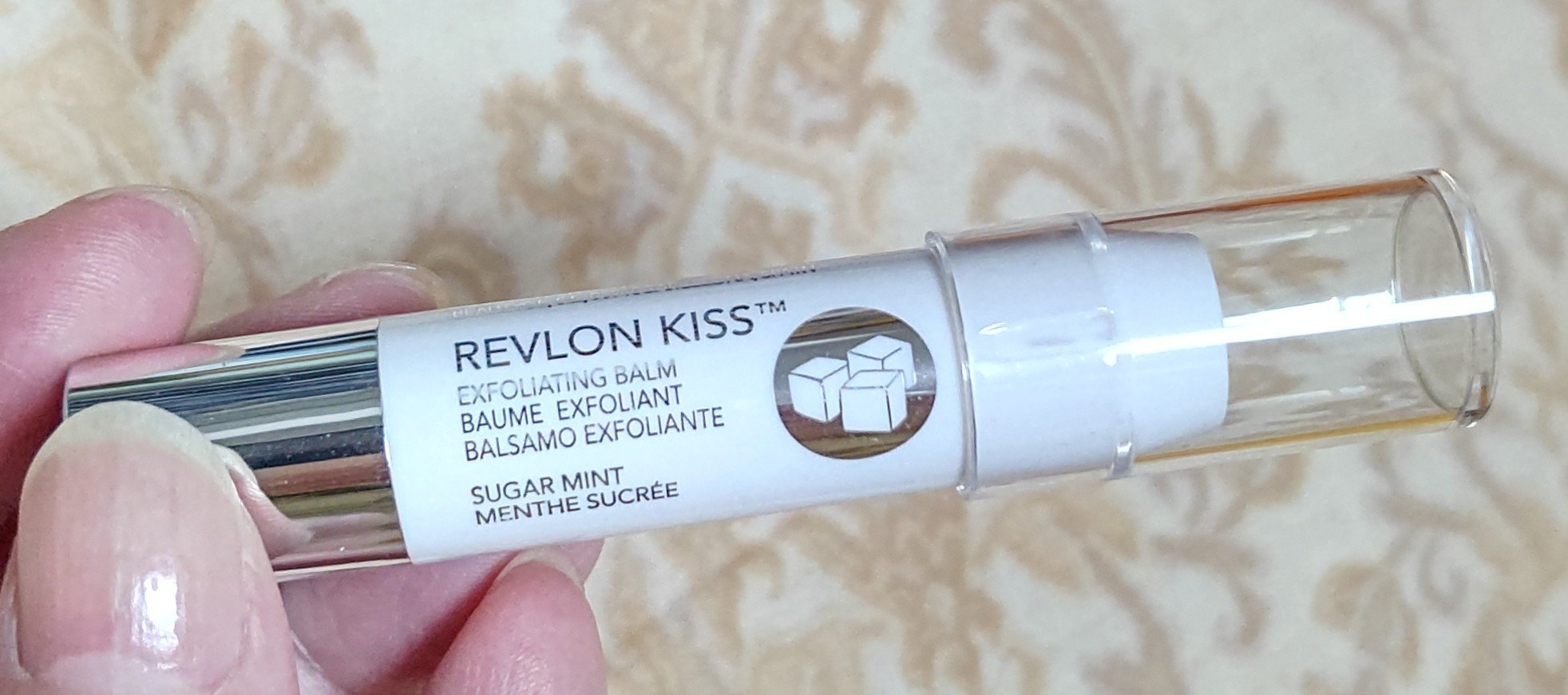 リップケアスクラブ/パラドゥ/リップスクラブを使ったクチコミ（1枚目）