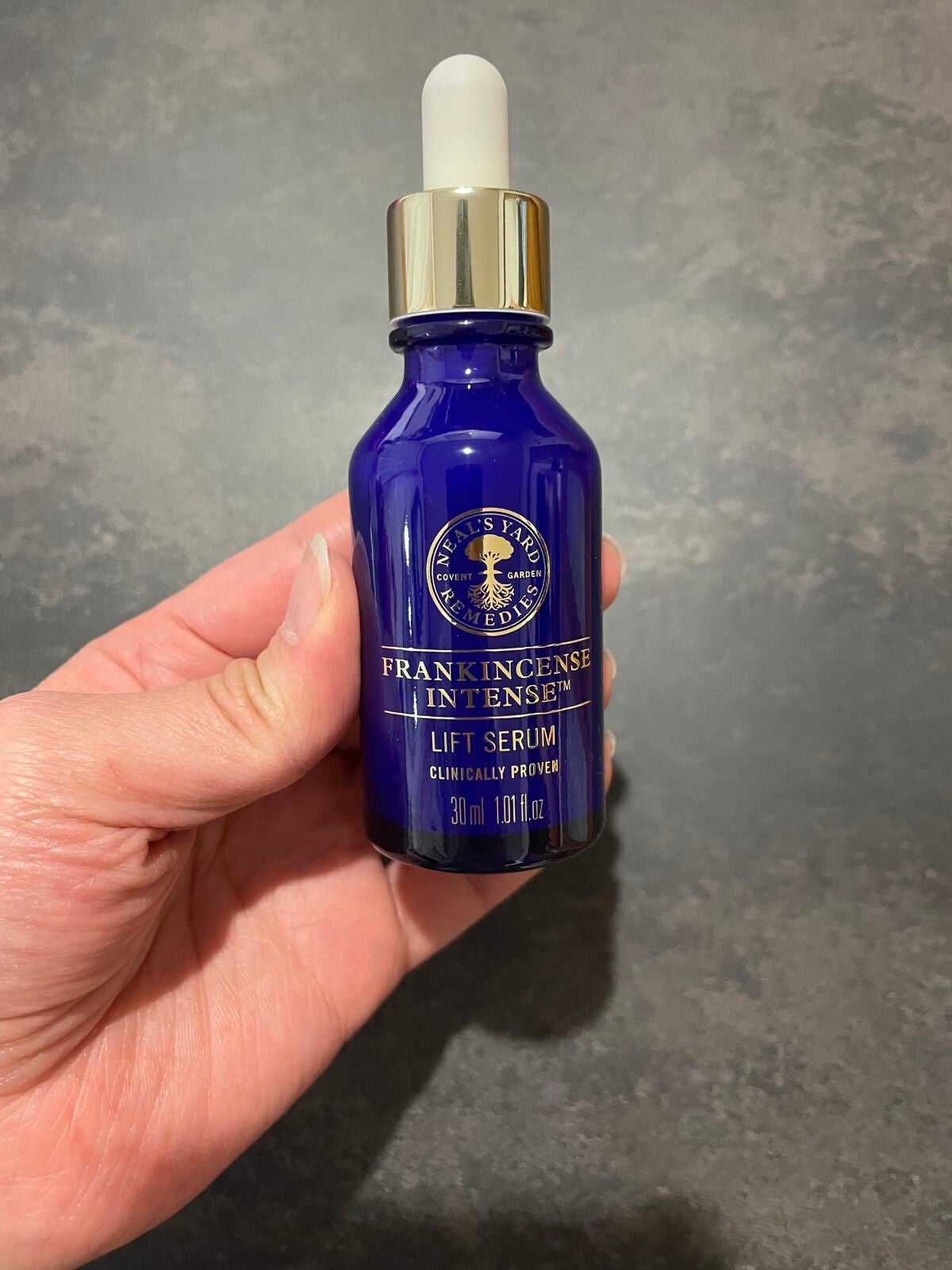 フランキンセンス インテンス リフトセラム/ニールズヤード レメディーズ/美容液を使ったクチコミ(1枚目)
