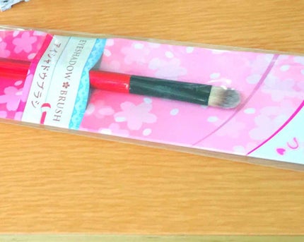 春姫 アイシャドウブラシ/DAISO/メイクブラシを使ったクチコミ(1枚目)