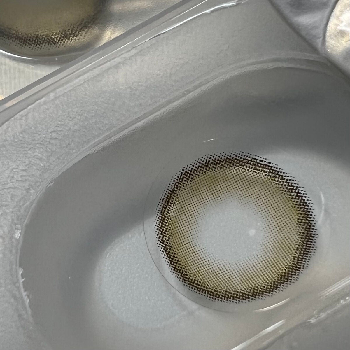 ディアサム(DearSome)/OLOLA/カラーコンタクトレンズを使ったクチコミ(3枚目)