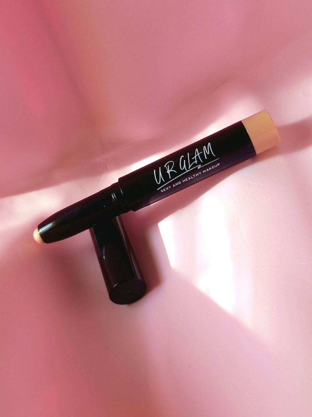 UR GLAM　EYESHADOW STICK 07 パールベージュ/U R GLAM/スティックアイシャドウを使ったクチコミ（2枚目）