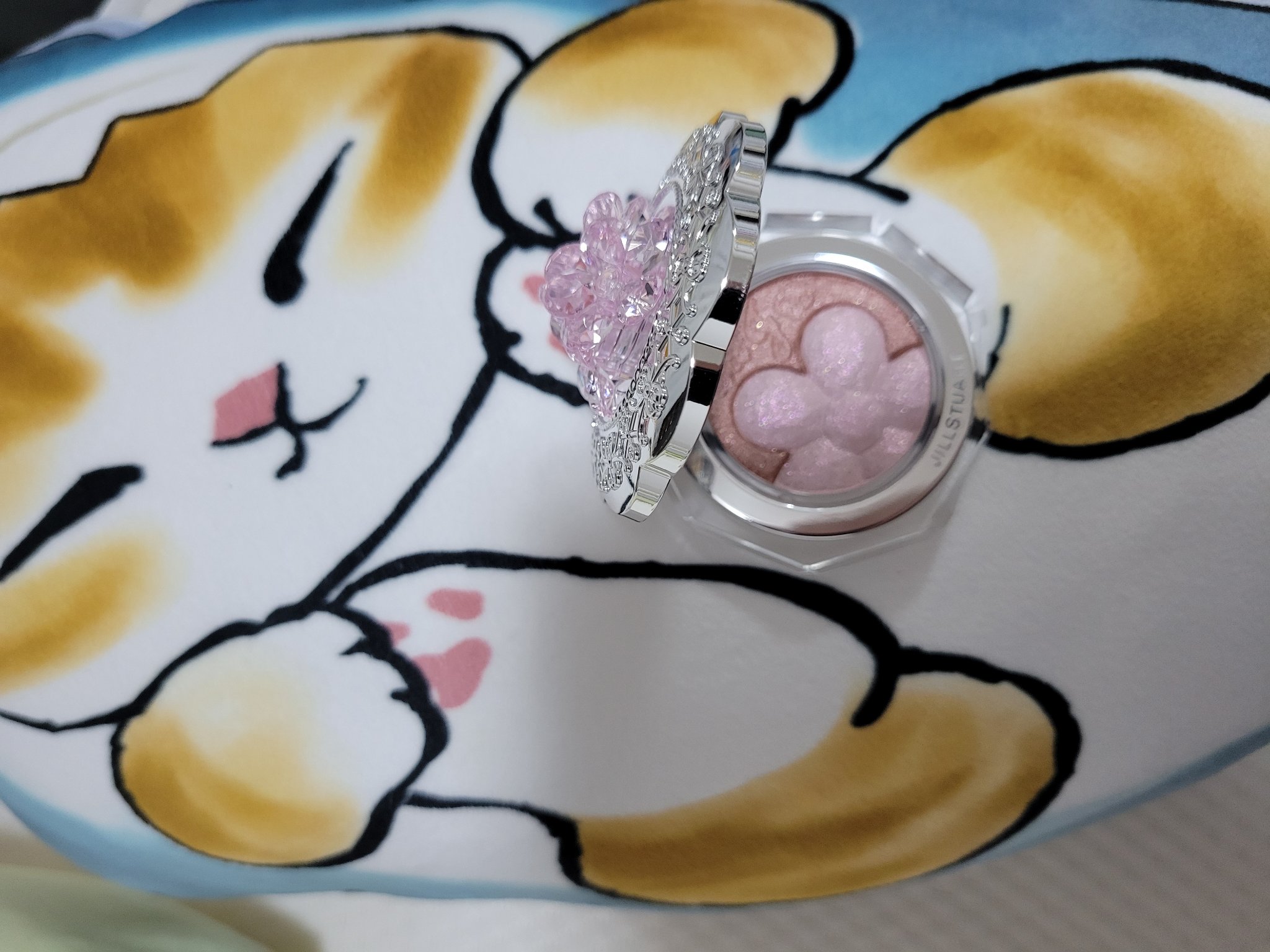 ジルスチュアート クリスタルブルーム ペタルクチュールアイズ デュオ/JILL STUART/アイシャドウパレットを使ったクチコミ（2枚目）