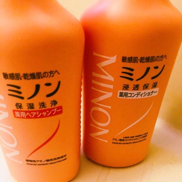 【購入メモ📝&円形脱毛症になった①】
✅ミノン薬用
ヘアシャンプー&コンディショナー
各1480円（ドラッグストアで購入）

ショックな事に円形脱毛症が発覚。
大きなハゲが２つ😢

とりあえず、頭皮に優