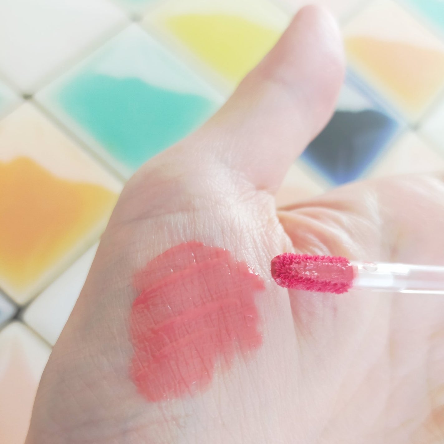 アップトゥーミー ハグマイリップ カラーロックプランパー/up2me/リッププランパーを使ったクチコミ(4枚目)