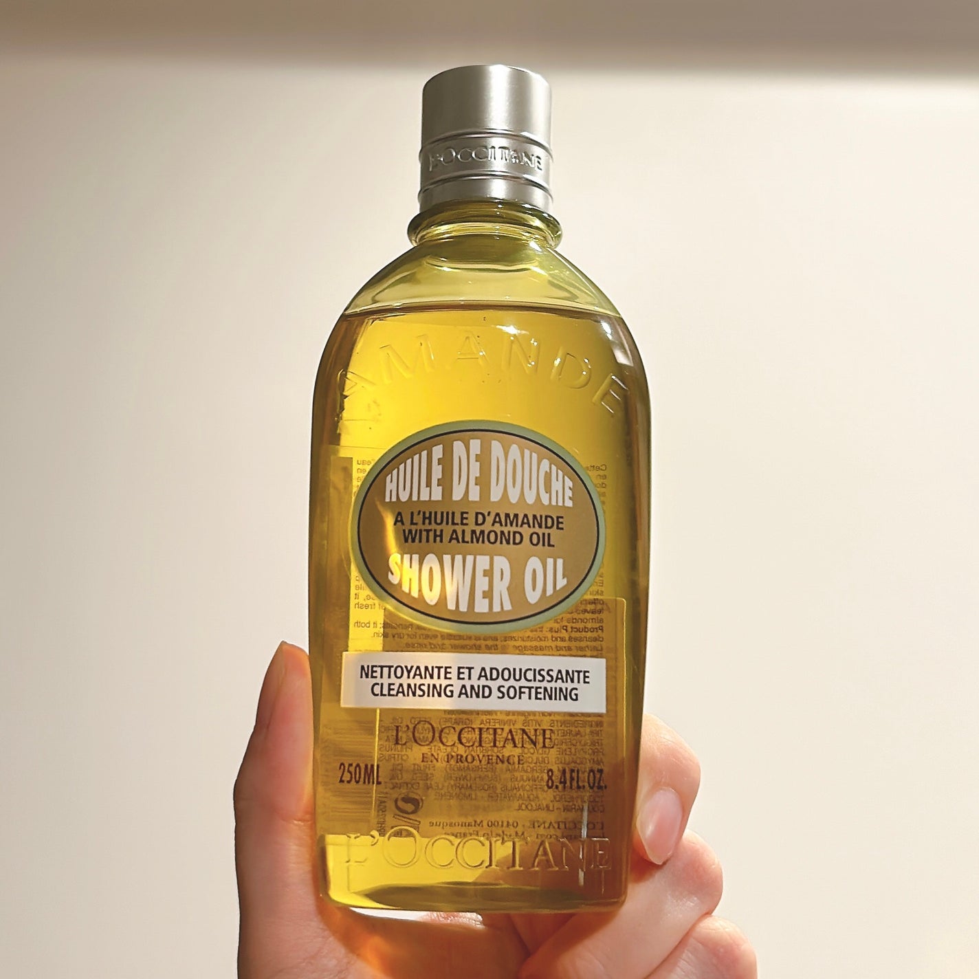 アーモンド モイスチャライジングシャワーオイル/L'OCCITANE/ボディソープを使ったクチコミ(1枚目)