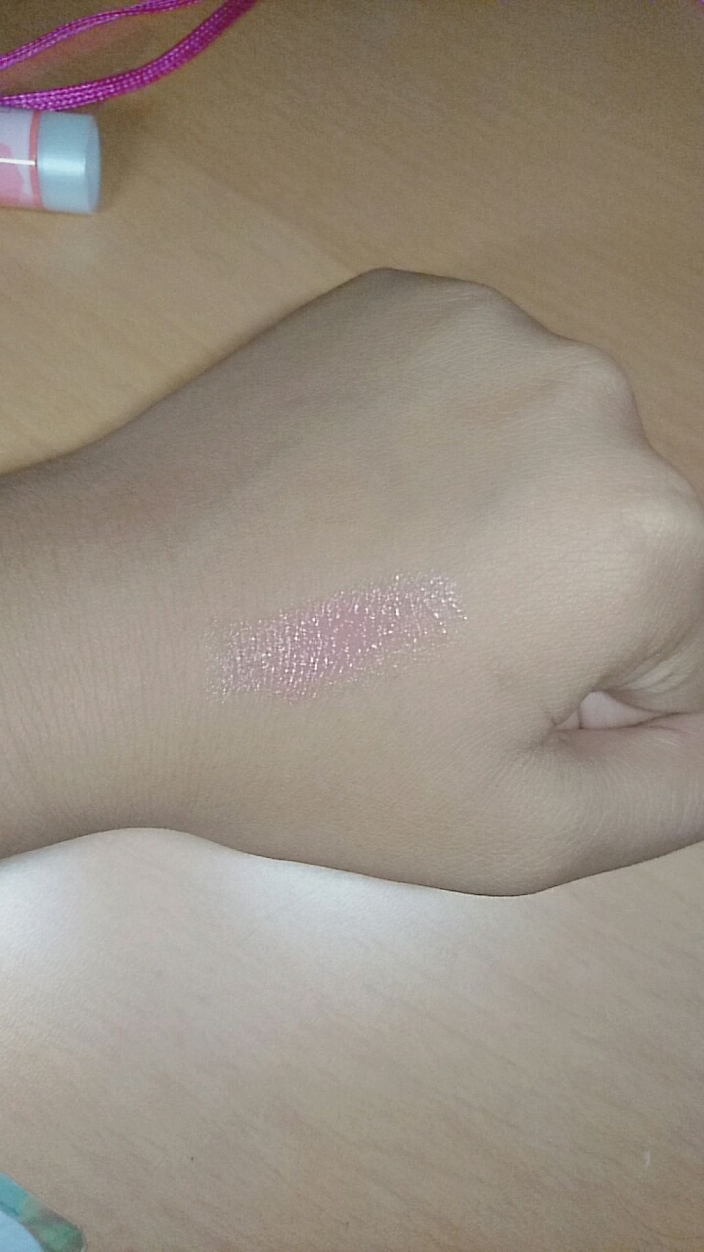 モイストピュアカラーリップ/ニベア/リップクリームを使ったクチコミ（2枚目）