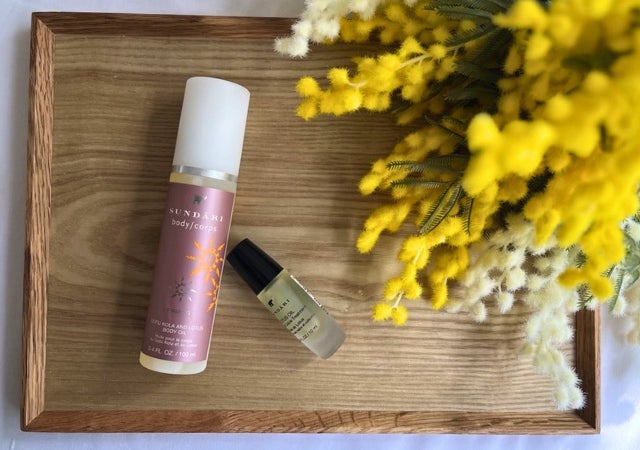 SUNDÃRI 国際女性デー限定 ミモザ・セルフケアセット​