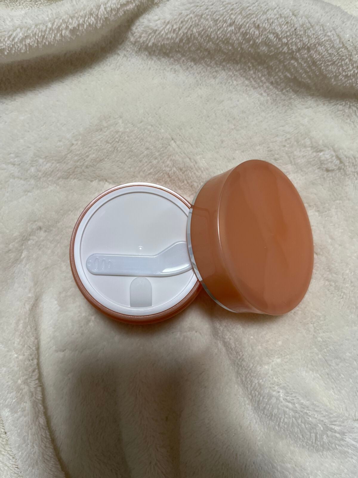 なっぽ on LIPS 「千の潤い タウリフトパワーセラム使ってみました❤️こちら、溶け..」(2枚目)