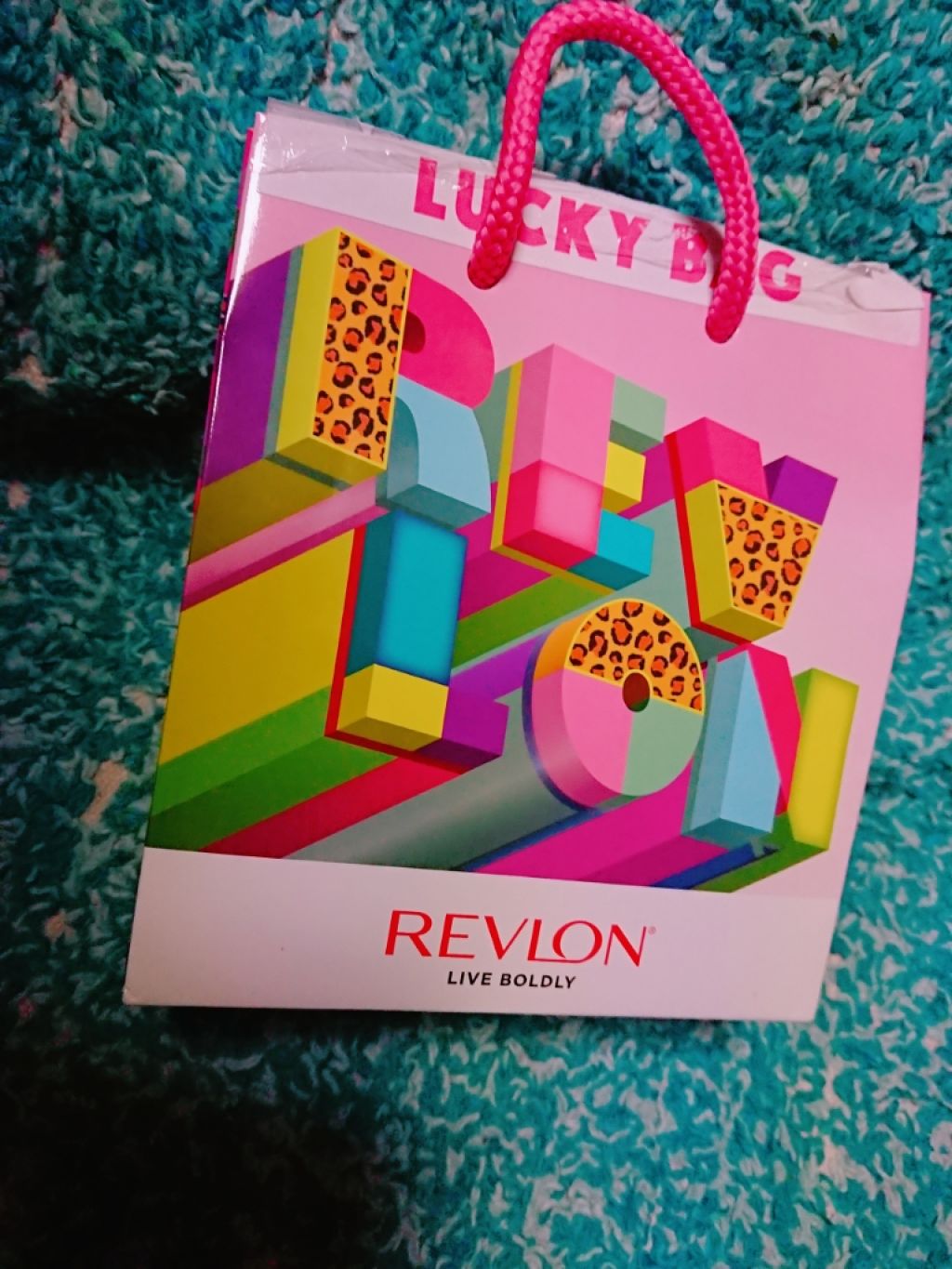 カラーステイ メイクアップ/REVLON/リキッドファンデーションを使ったクチコミ（1枚目）