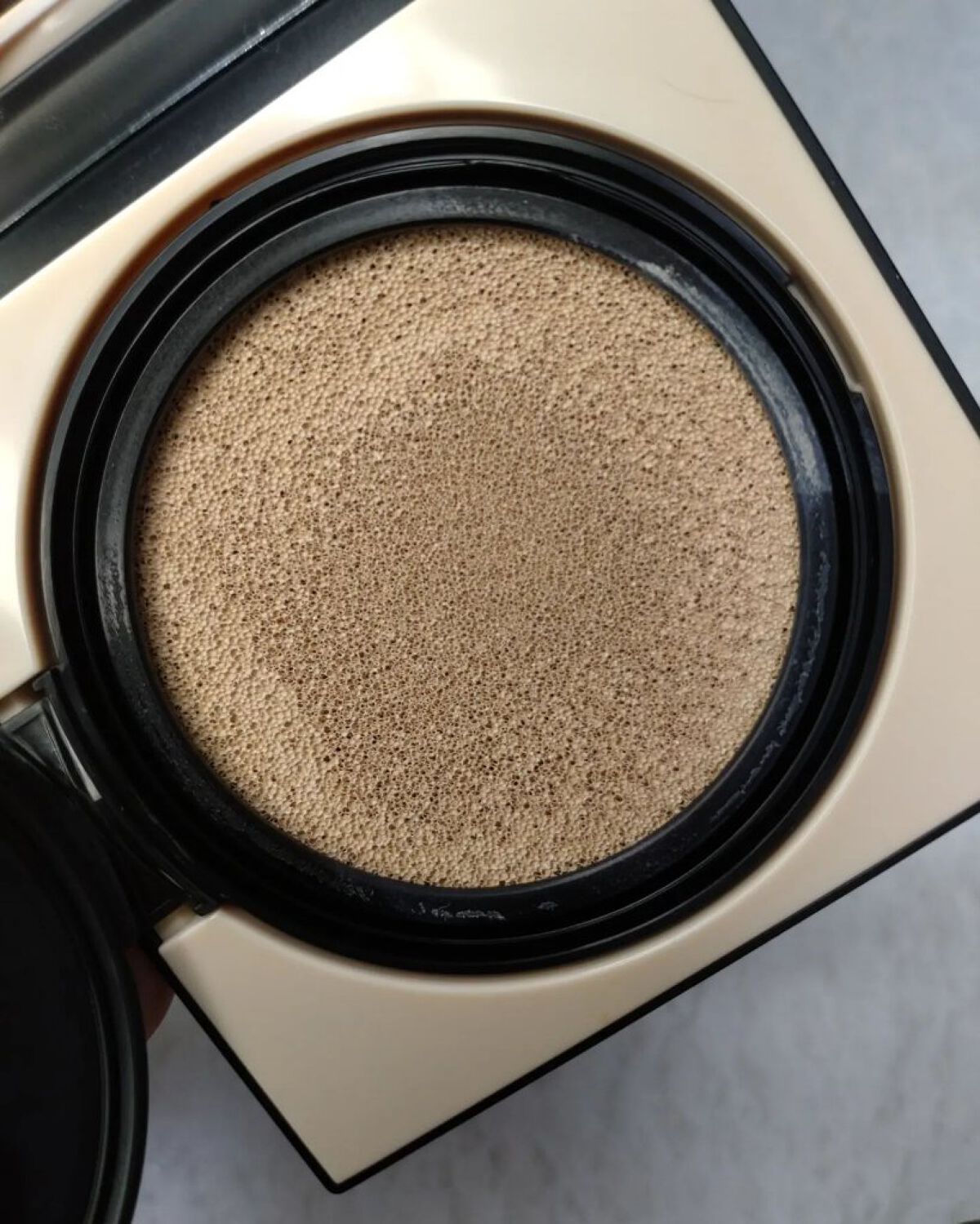 ロングラスティングコンシールウェアクッション/LUNA/クッションファンデーションを使ったクチコミ（3枚目）