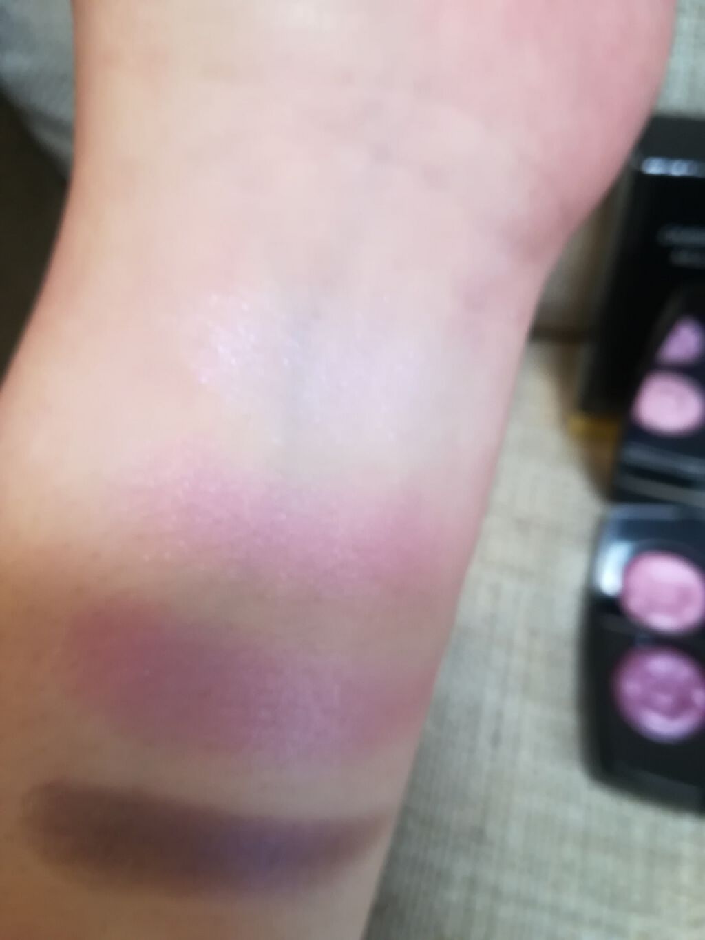 レ キャトル オンブル 356 オー フィル デ フルール/CHANEL/アイシャドウパレットを使ったクチコミ（3枚目）