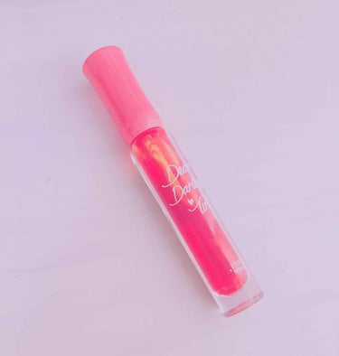 💄ETUDE HOUSE💄
ディアダーリンウォータージェルティント

なんの匂いだろう🤔
何かの果汁🍇のいい匂い💭💓
塗りたてはあんまり感じないけど
時間が経つと唇が…！乾燥します🤪
なので上にグロスを