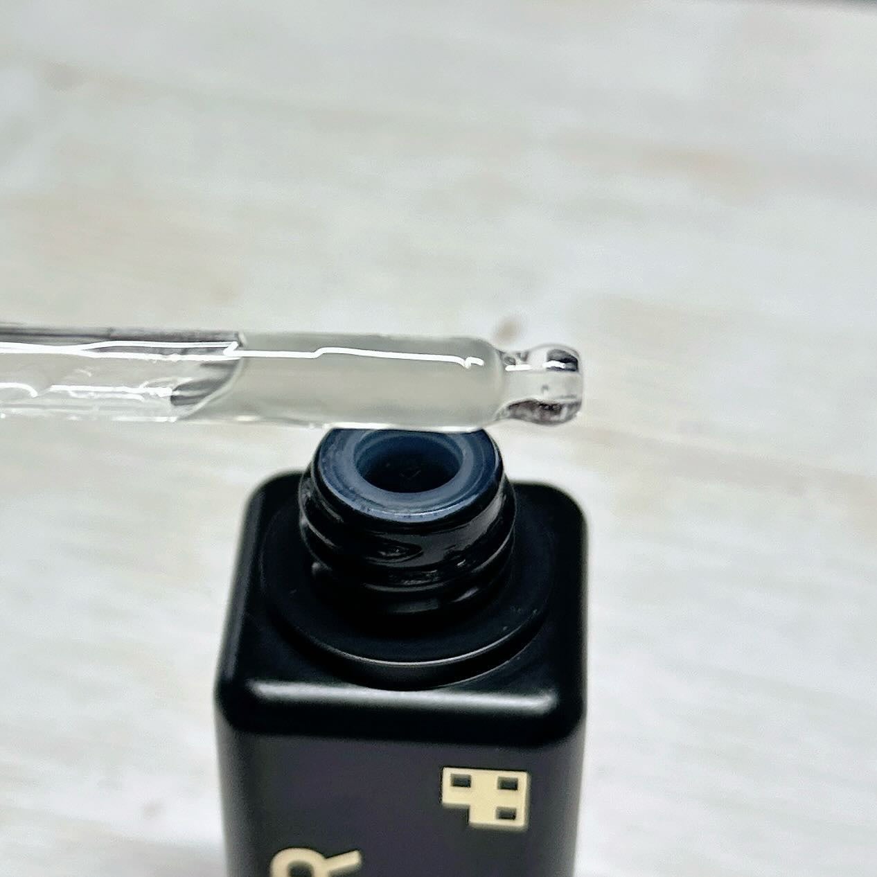 AGE-RビタCプロアンプル/MEDICUBE/美容液を使ったクチコミ(4枚目)