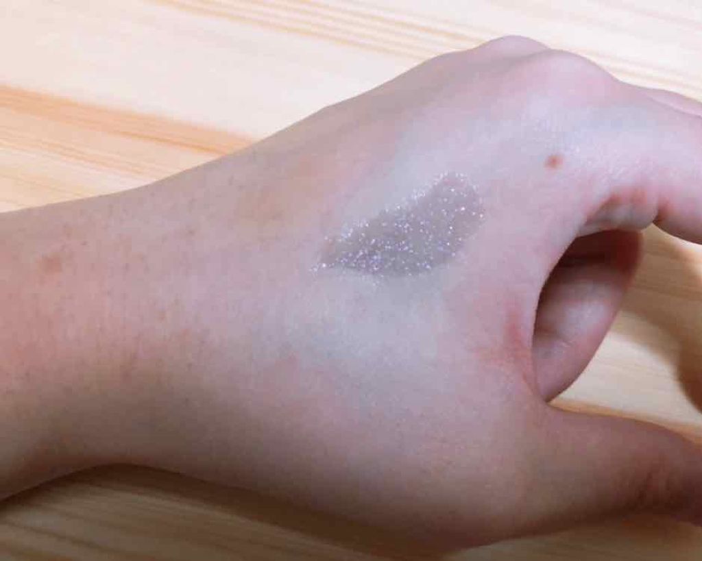 LIP38℃ +UnFrame<ホログラフィック>/UZU BY FLOWFUSHI/リップグロスを使ったクチコミ(3枚目)