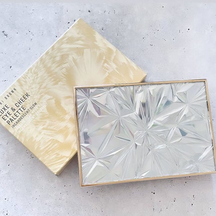 リュクス アイ & チーク パレット/BOBBI BROWN/アイシャドウパレットを使ったクチコミ(1枚目)