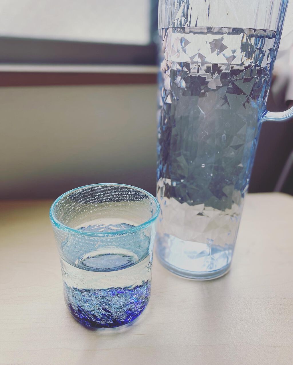 YUYU on LIPS 「自宅で飲んでるお水✨天然アルカリ温泉水財寶温泉🤗以前はシリカ配..」(2枚目)