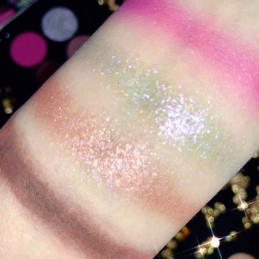 Celestial Divinity Luxe Quad fleur fantasia/PAT McGRATH LABS/アイシャドウパレットを使ったクチコミ（3枚目）