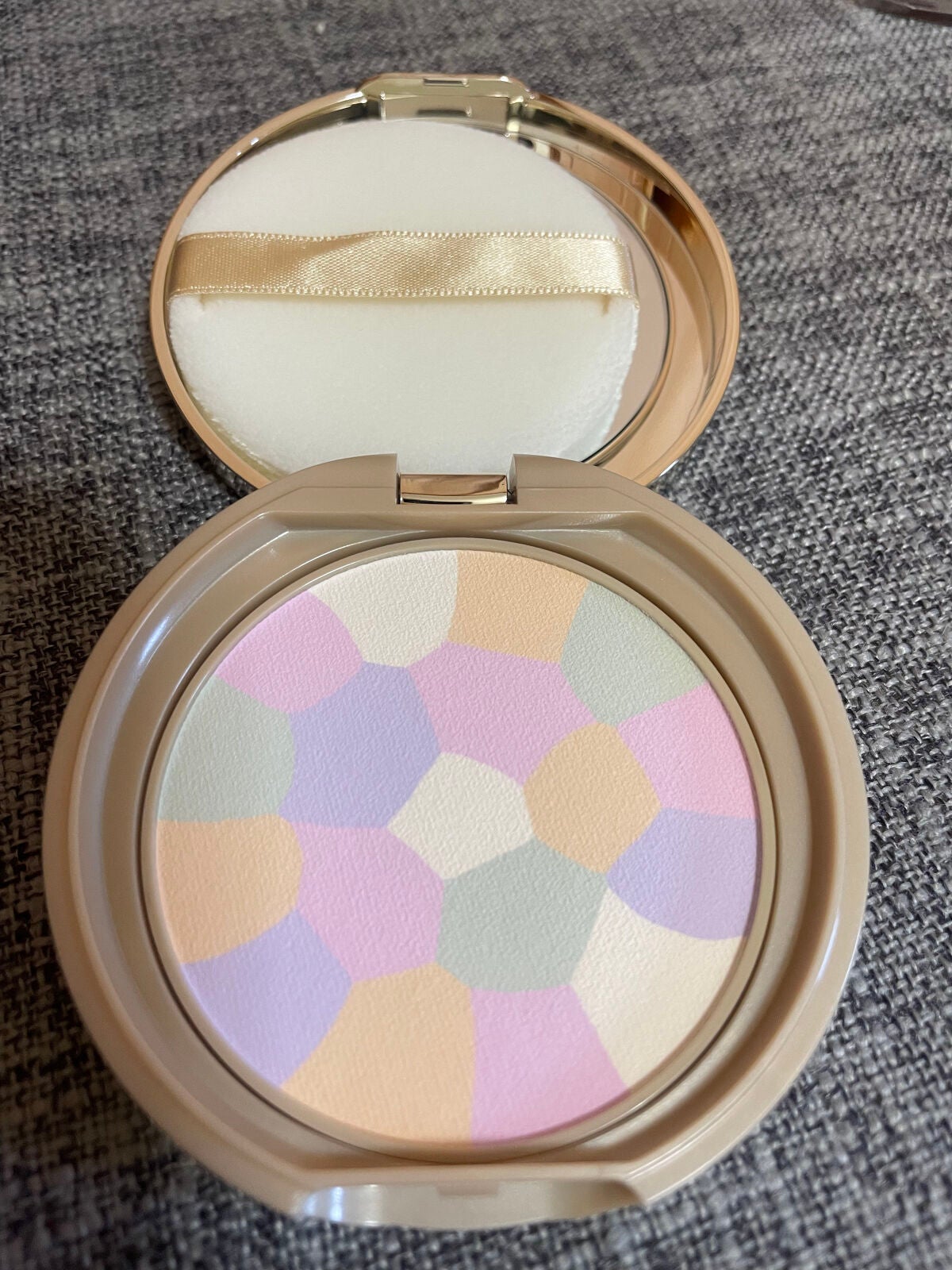 マシュマロフィニッシュパウダー ~Abloom~/キャンメイク/プレストパウダーを使ったクチコミ(2枚目)