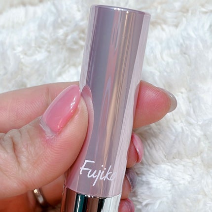 ノールックリップ 03 キュンなベージュ/Fujiko/口紅を使ったクチコミ(2枚目)