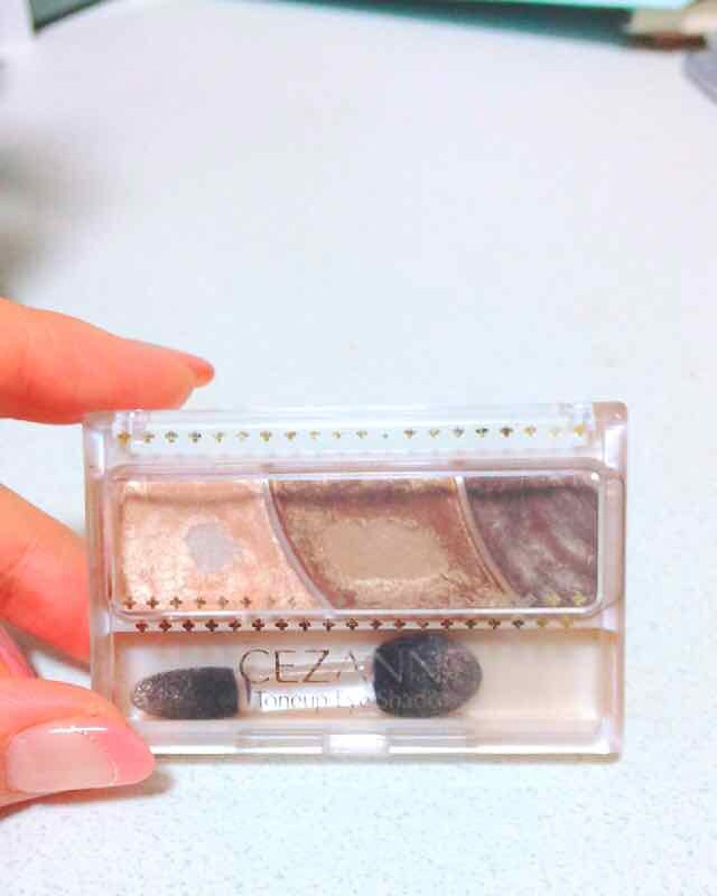 トーンアップアイシャドウ/CEZANNE/アイシャドウパレットを使ったクチコミ（1枚目）