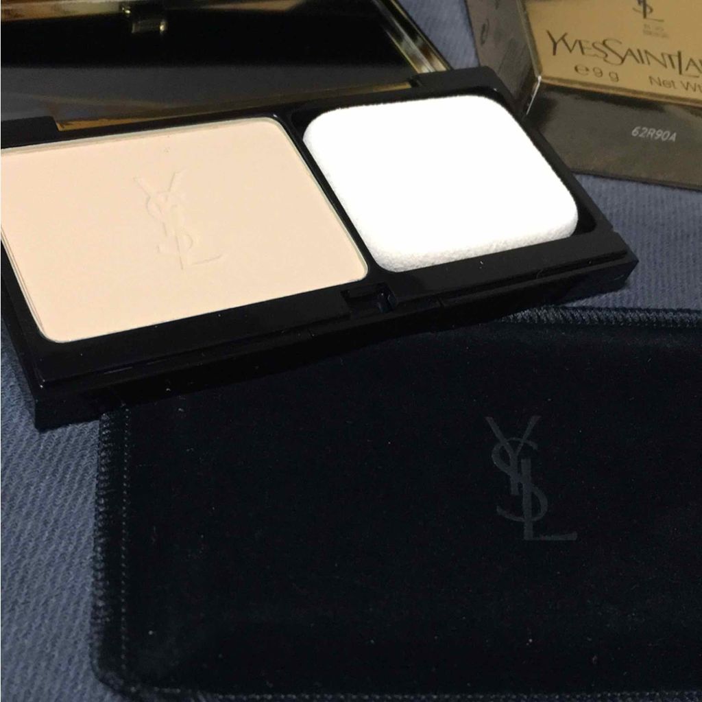 タン ラディアント タッチ コンパクト（レフィル）/YVES SAINT LAURENT BEAUTE/パウダーファンデーションを使ったクチコミ（1枚目）