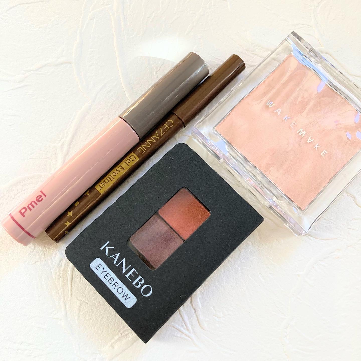 ハードワイヤードアイシャドー/NARS/単色アイシャドウを使ったクチコミ（3枚目）