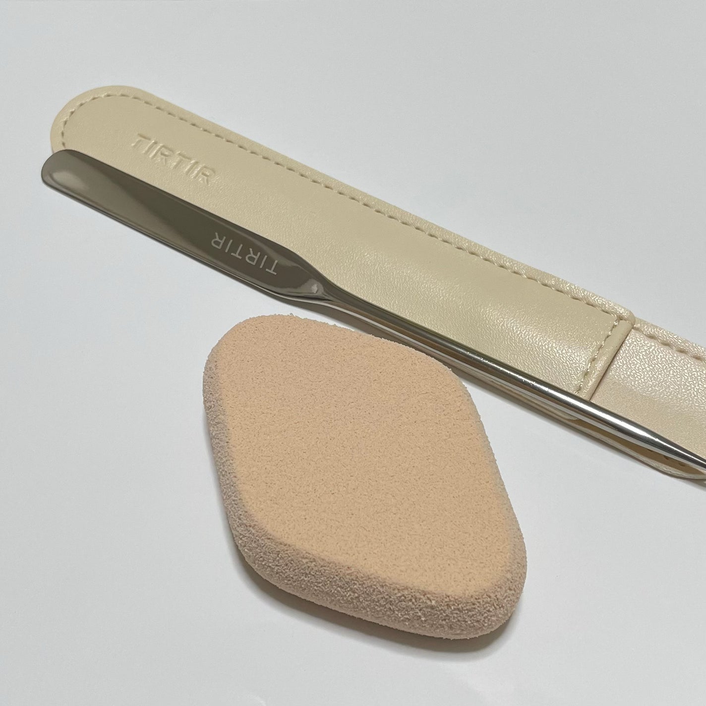 マスクフィットレッドファンデーション/TIRTIR(ティルティル)/リキッドファンデーションを使ったクチコミ(4枚目)