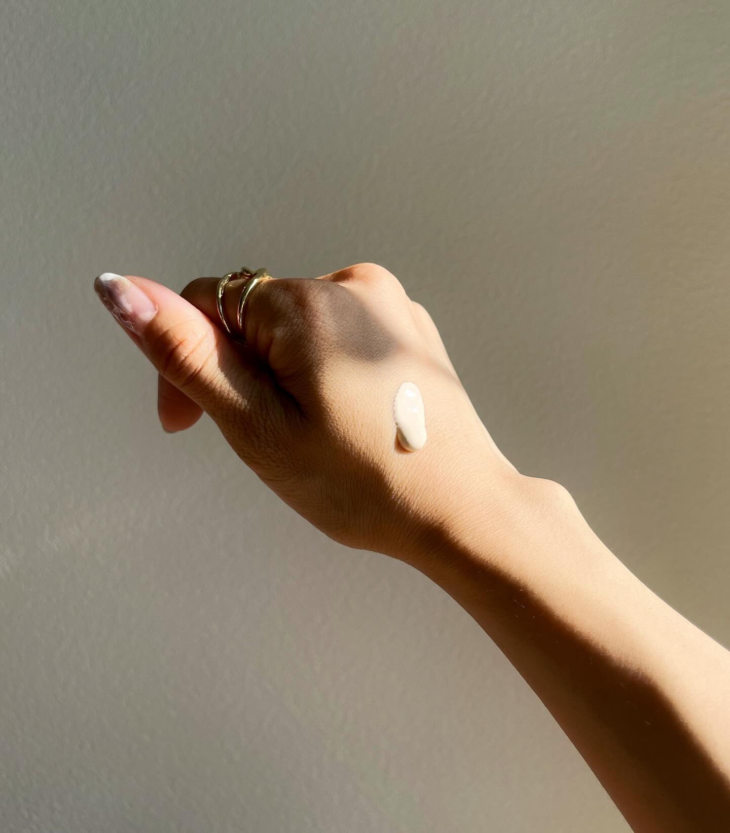 ピルソ ルミナスミルキートーンアップサンアンプル/feelxo/美容液を使ったクチコミ（2枚目）