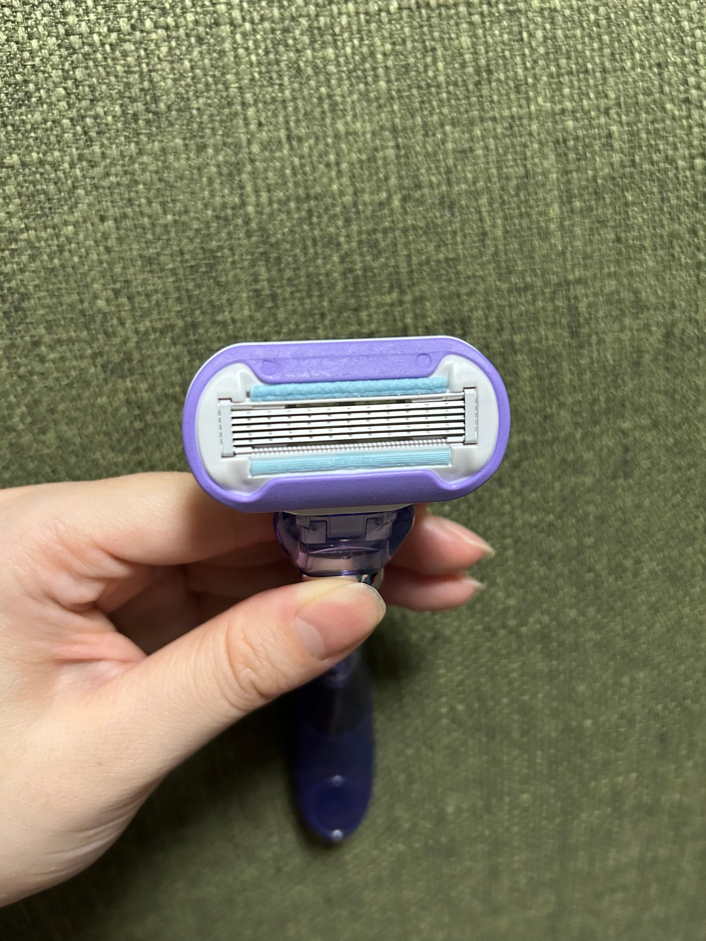 スワール 艶すべ肌/Gillette Venus/シェーバーを使ったクチコミ(4枚目)