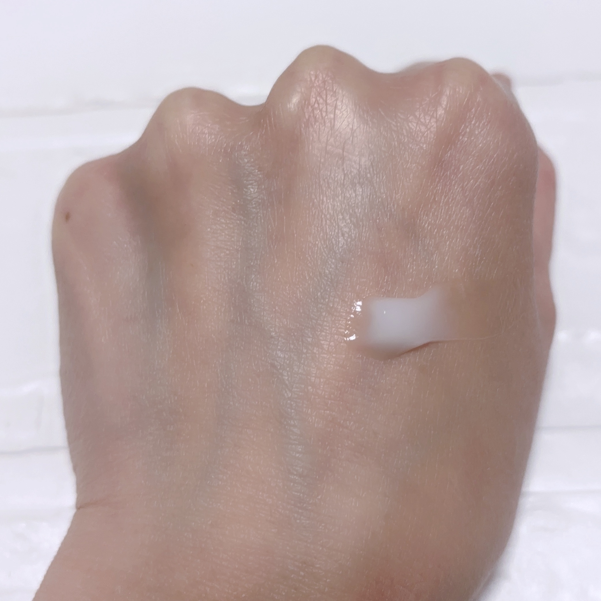 シルククリーム/エルツティン/美容液を使ったクチコミ（2枚目）